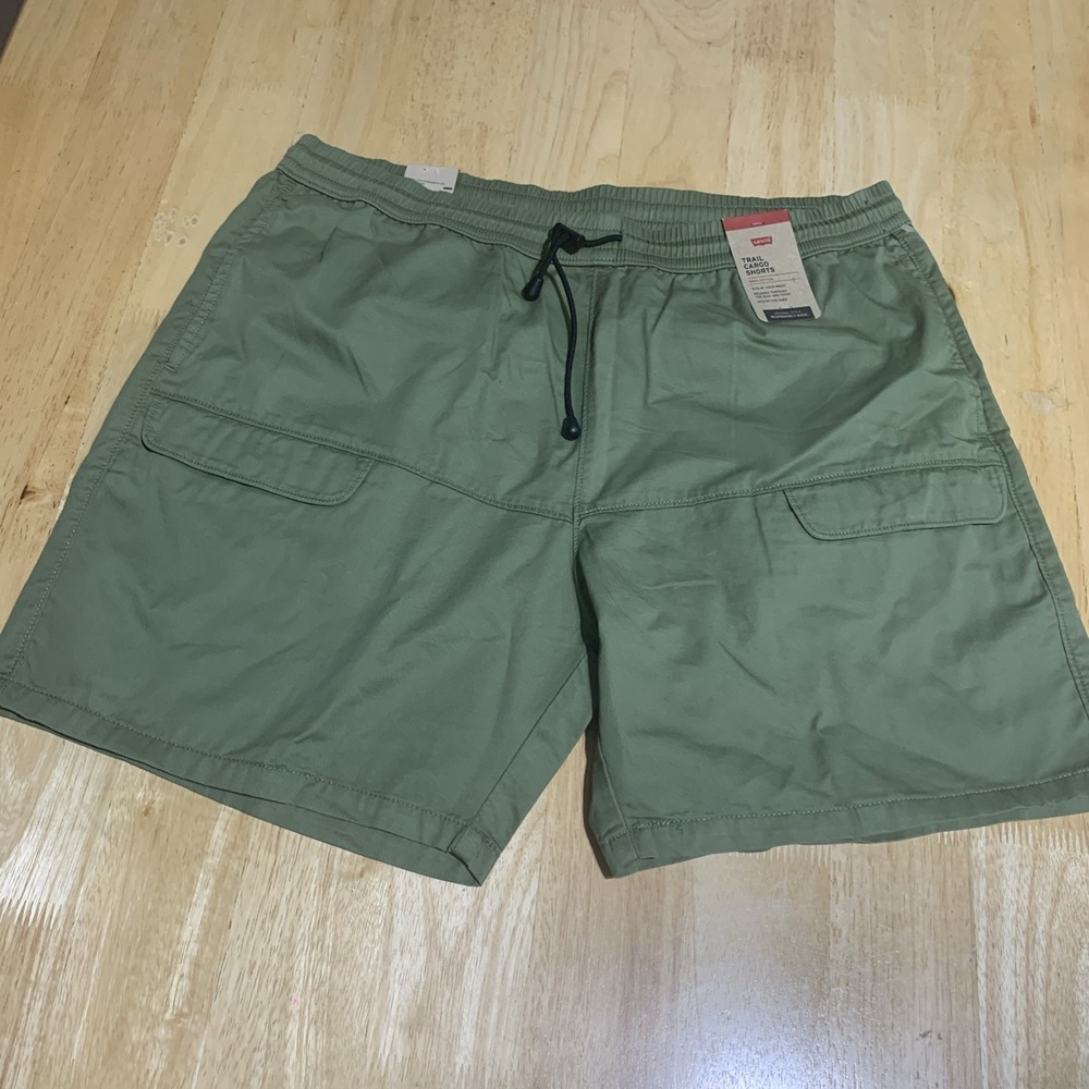 NEW Levis Men Size XL  Trail Cargo Hiking Outdoor‎ Shorts Military Green $54